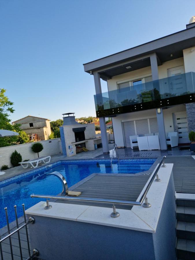 Apartman Paola Vrh  المظهر الخارجي الصورة